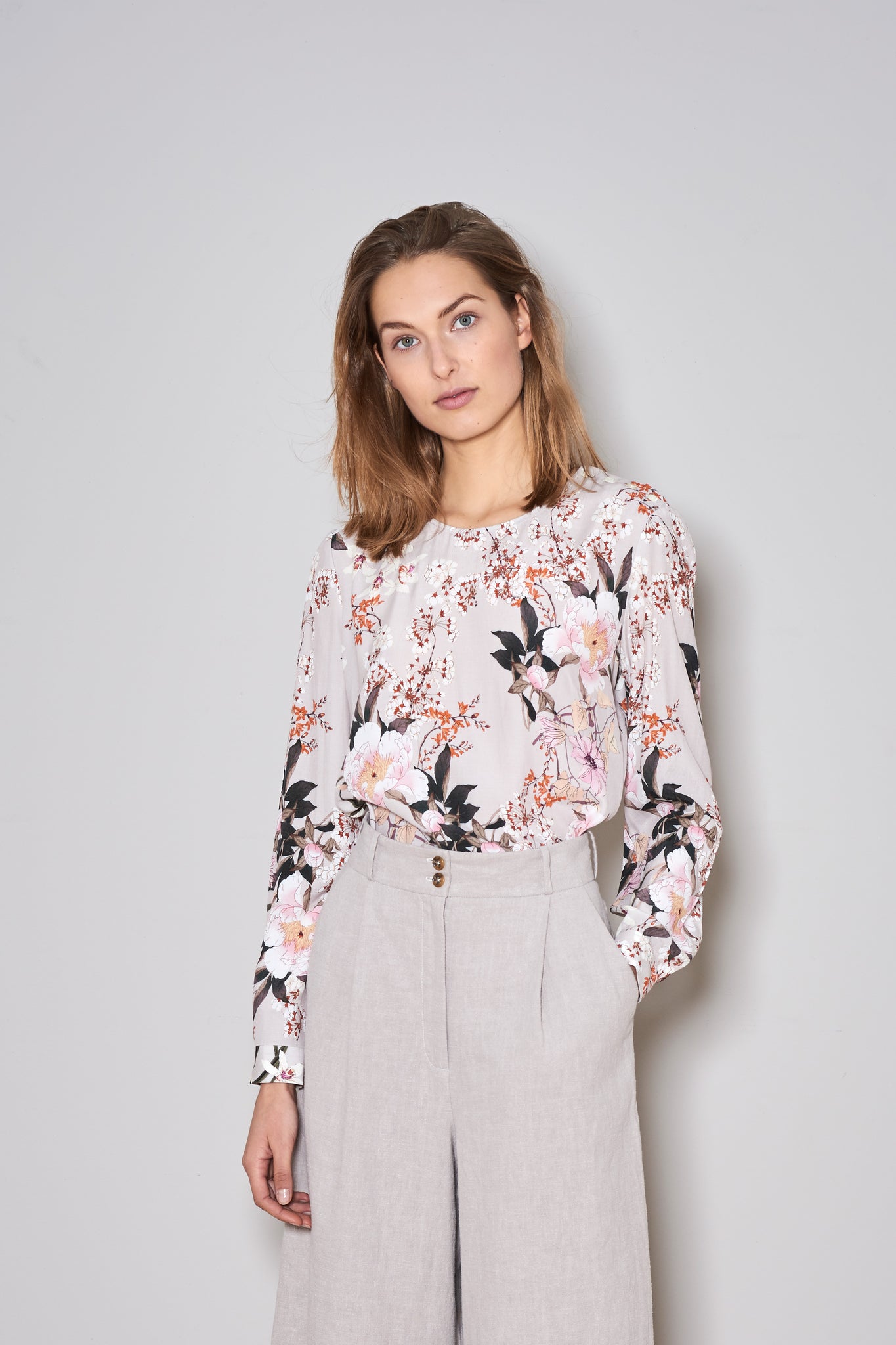 MELIA BLOUSE nude flowers viscose