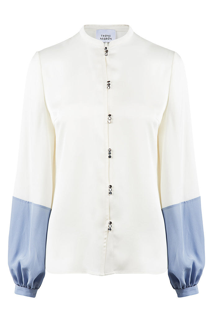 WIDE SLEEVE BLOUSE off-white & skyblue