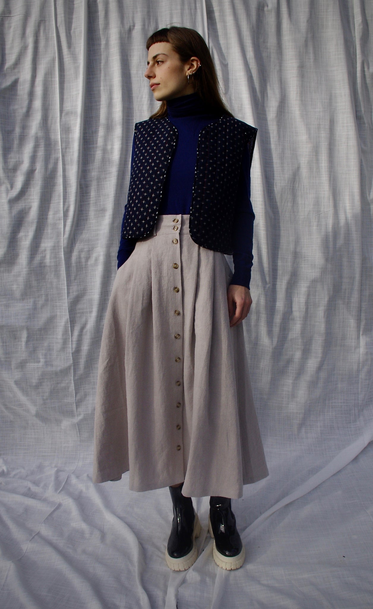 ANAÏS QUILTED VEST blue crosses